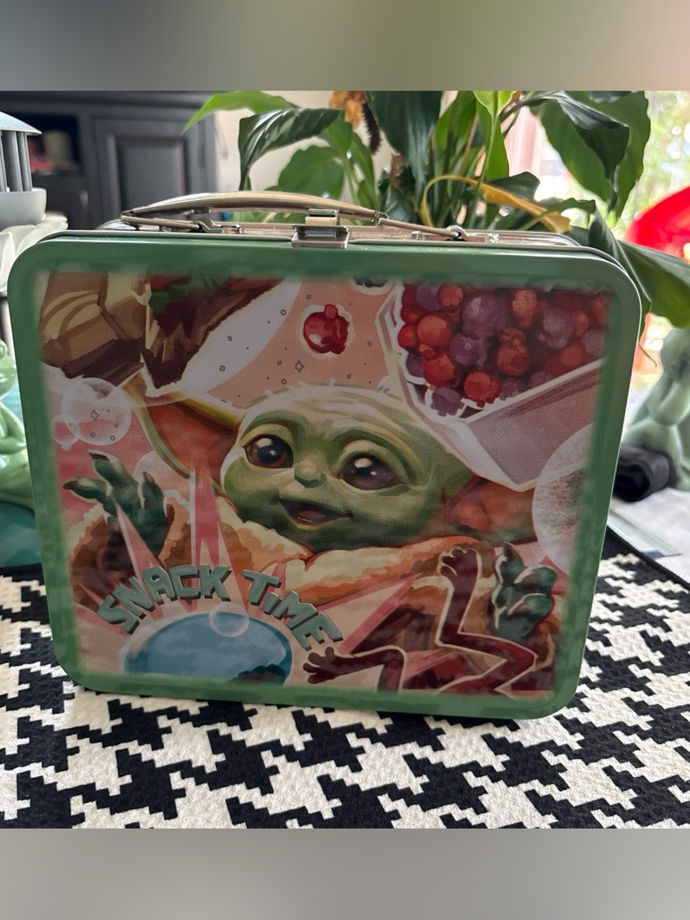 Bath & Body Works Green Character Snack Time Metal Tin